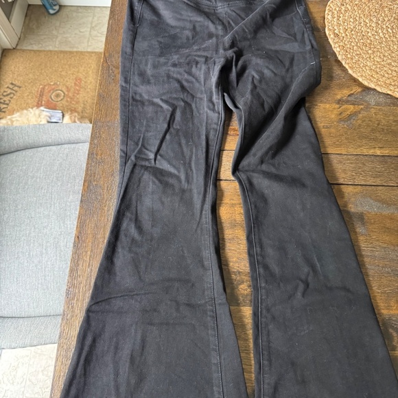 We the Free Pull on Flare Jeans Like New Condition Size 27 - Picture 4 of 5